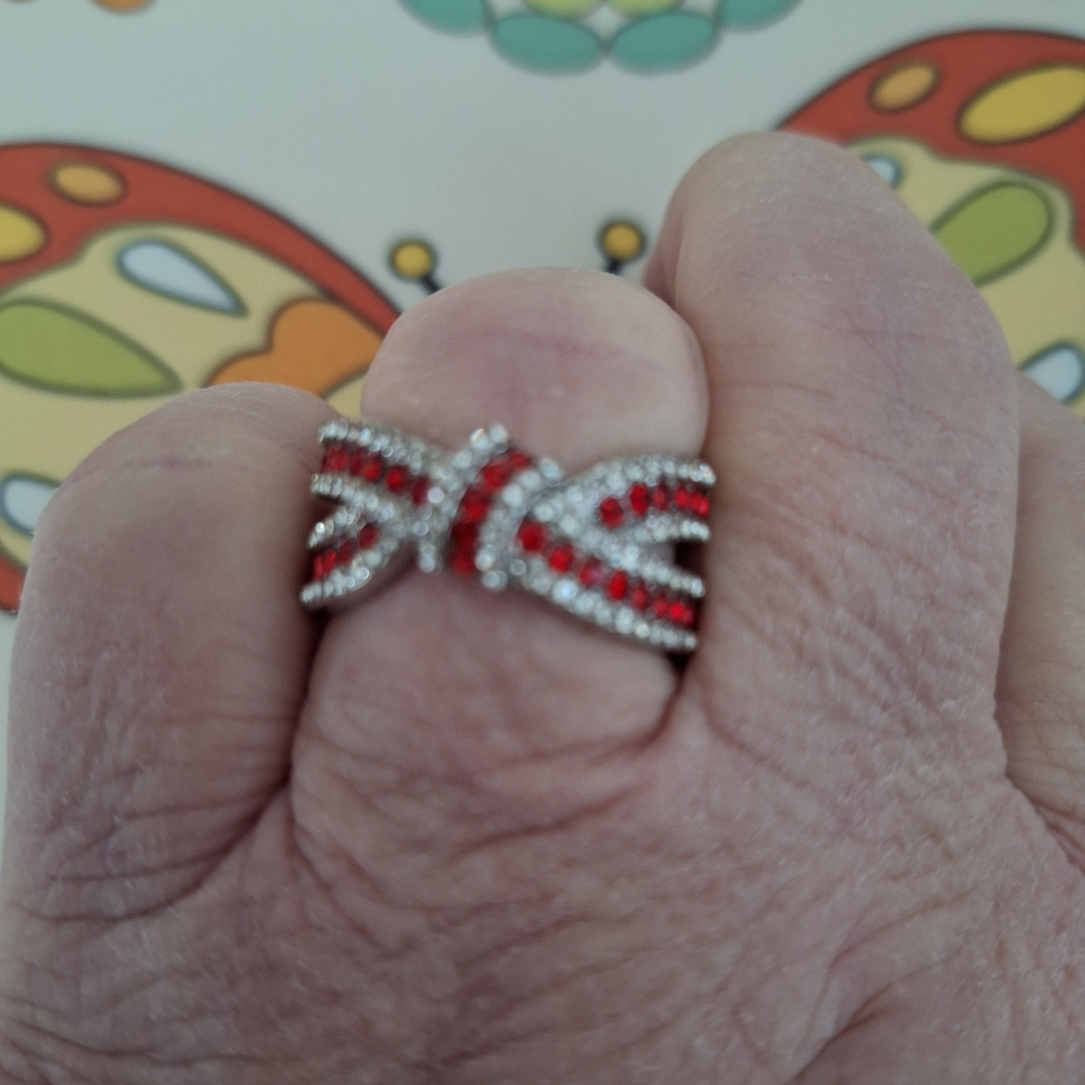 NWOT Red and Silver Bow Ring